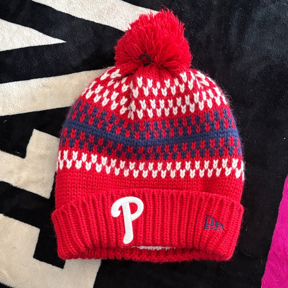 New Era women’s Sherpa lined beanie